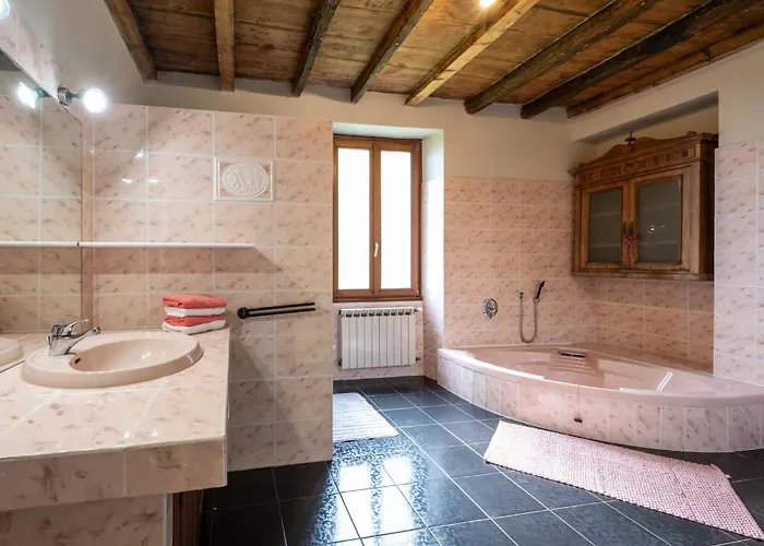 Dom wakacyjny Meri By Interhome Cannero Riviera